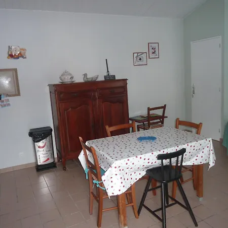 La Bonbonniere Des Oliviers * Les Herbiers