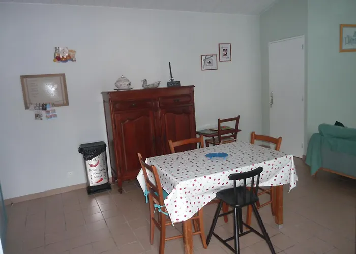 La Bonbonniere Des Oliviers * Les Herbiers